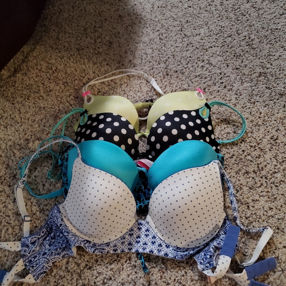 Victoria secret/PINK bra bundle